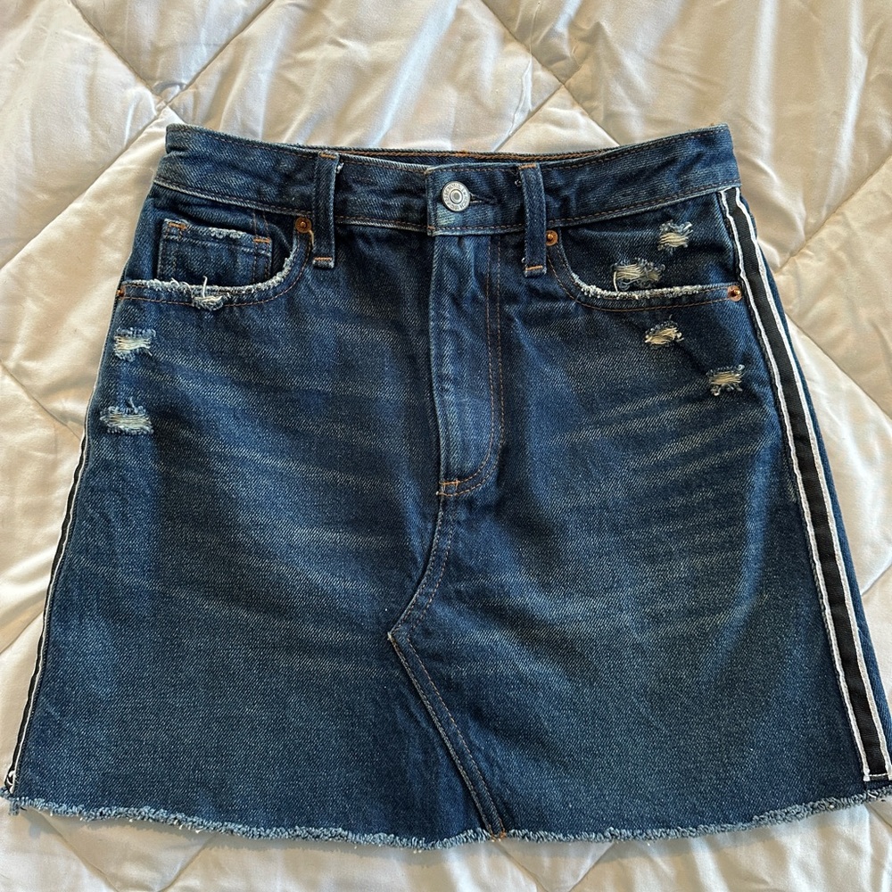 Abercrombie & Fitch Denim mini skirt